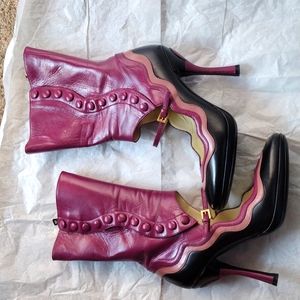 Women's boots